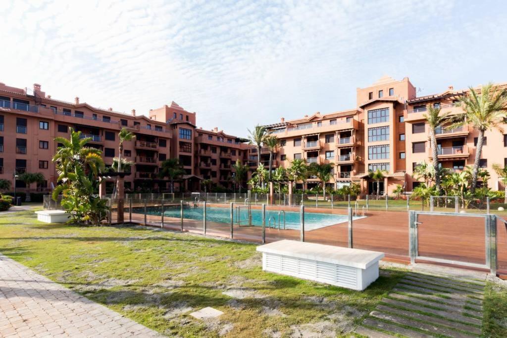 Pushe Playa Granada Beach & Golf 20 Мотріль Екстер'єр фото